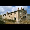 Cazzola ruderi - Si trova sulla strada scorrimento veloce Caltanissetta-Agrigento. Tra Canicatt� sud e Canicatt� nord